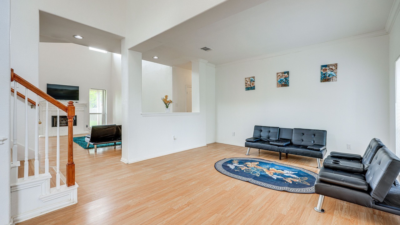 Photo of Livingroom in Kyle
