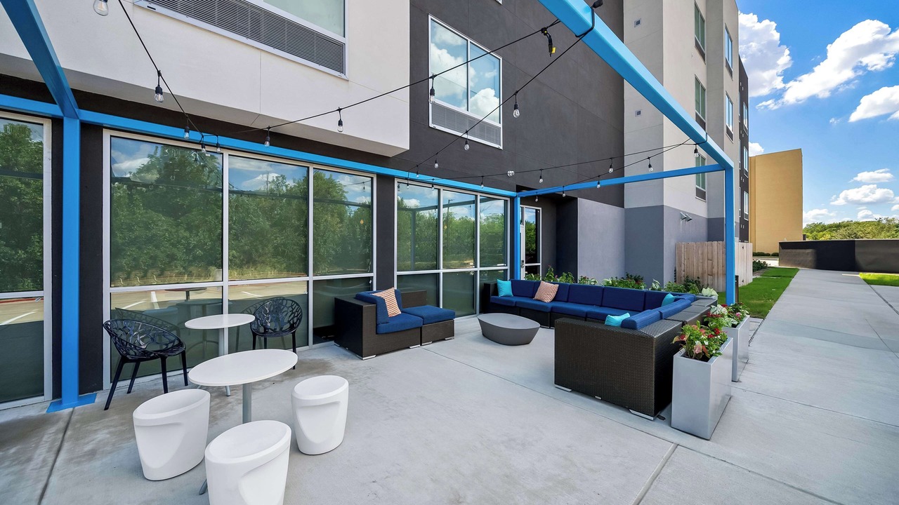 Photo of Patio Balcony in Plano