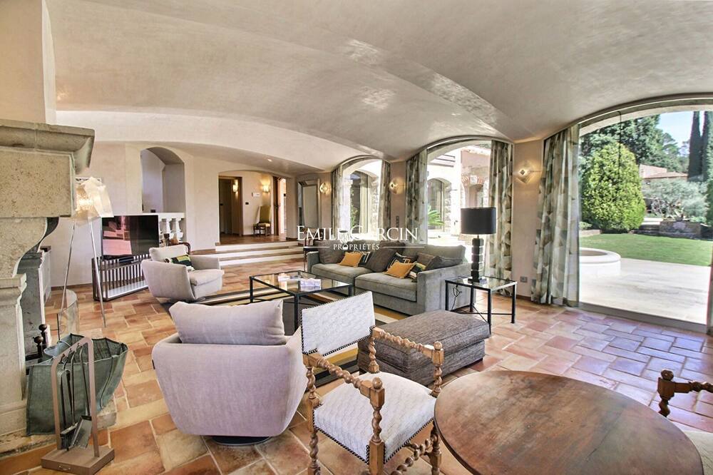 Photo of Others in Tourves