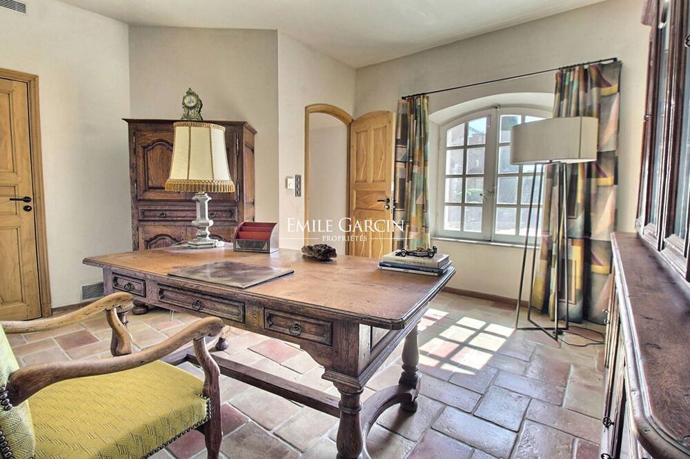 Photo of Others in Tourves