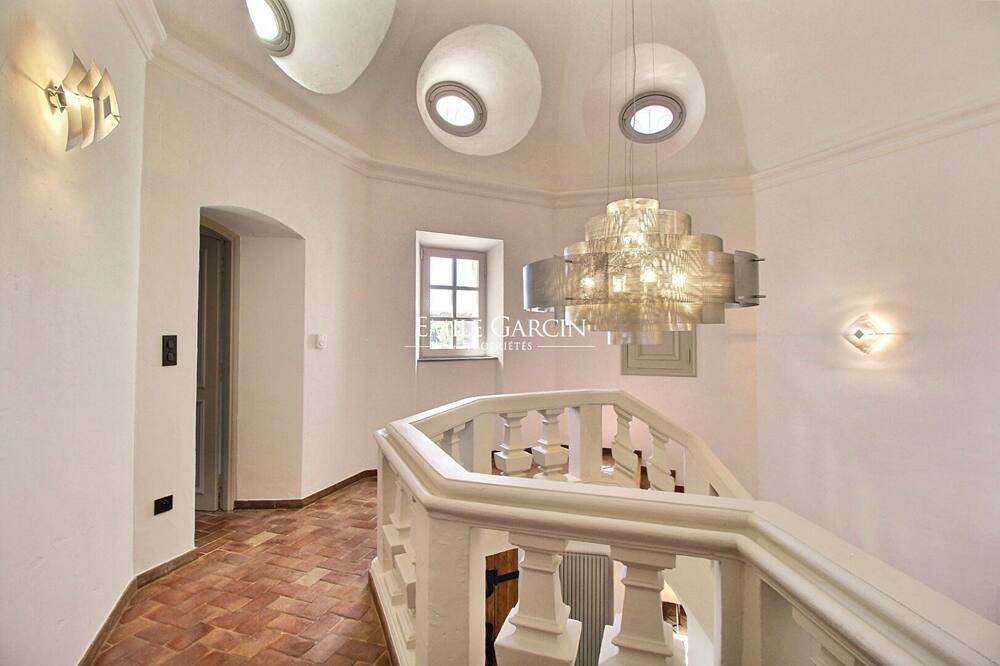 Photo of Others in Tourves