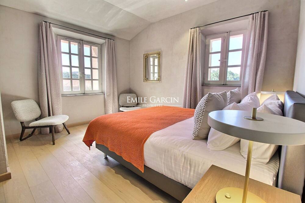 Photo of Others in Tourves