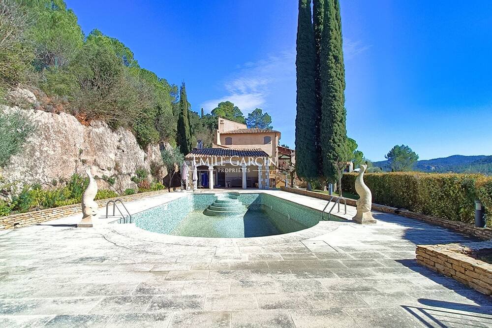 Photo of Outdoor in Tourves