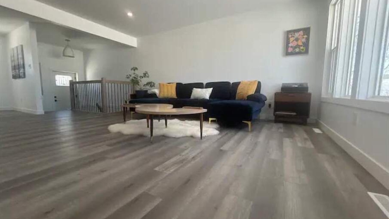 Photo of Livingroom in Thompson