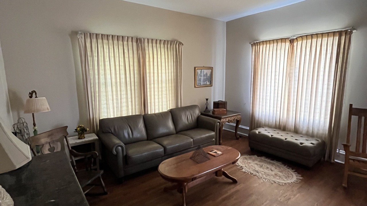 Photo of Livingroom in Farmington
