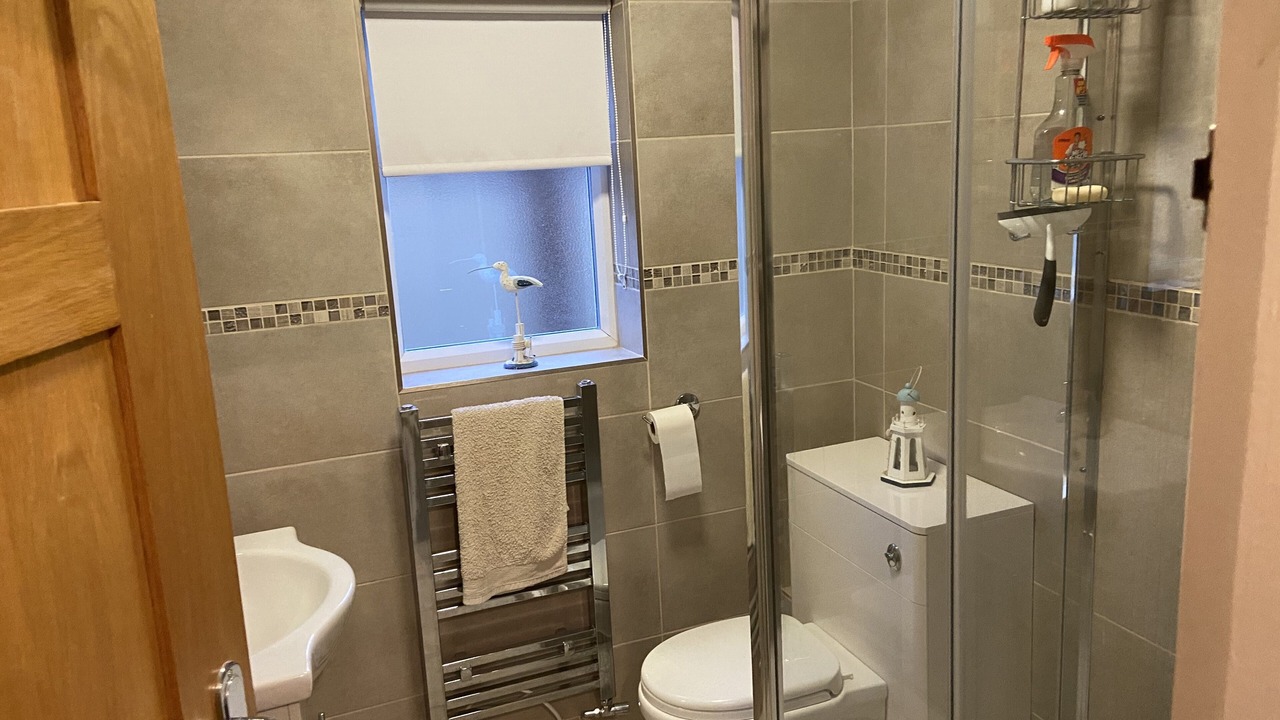 Photo of Bathroom in Hythe