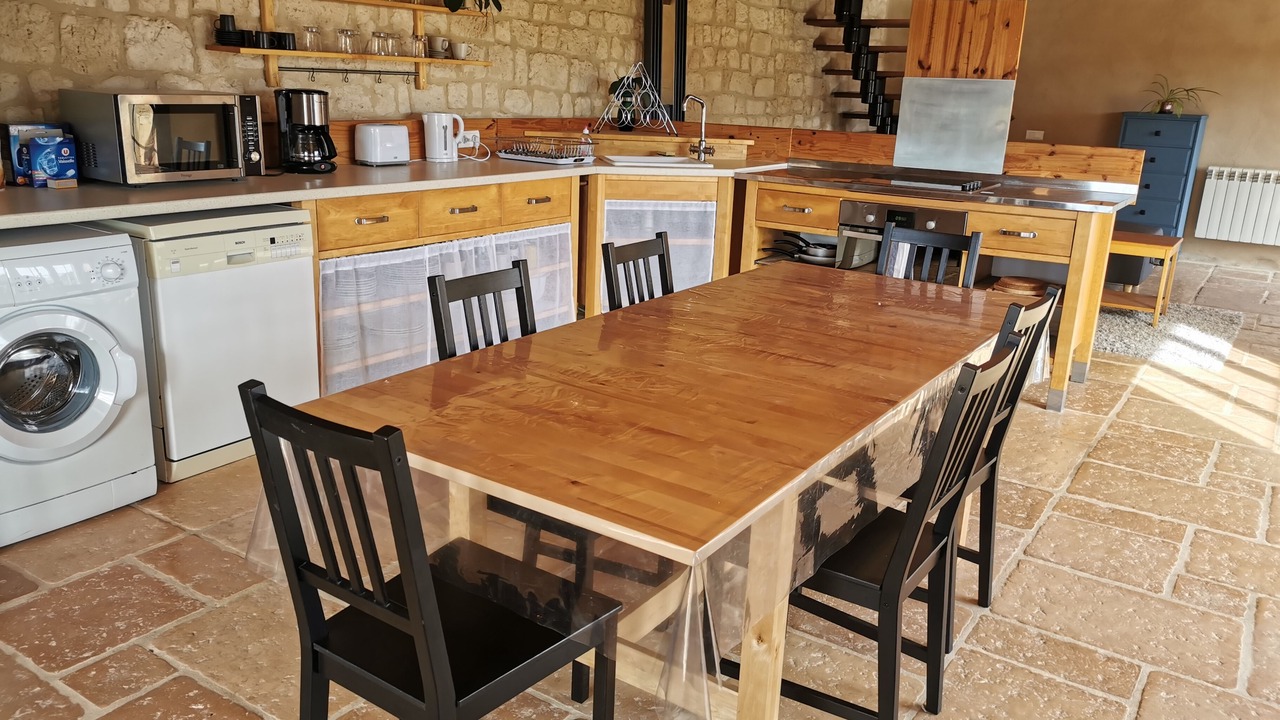 Photo of Kitchen in Aujan-Mournede