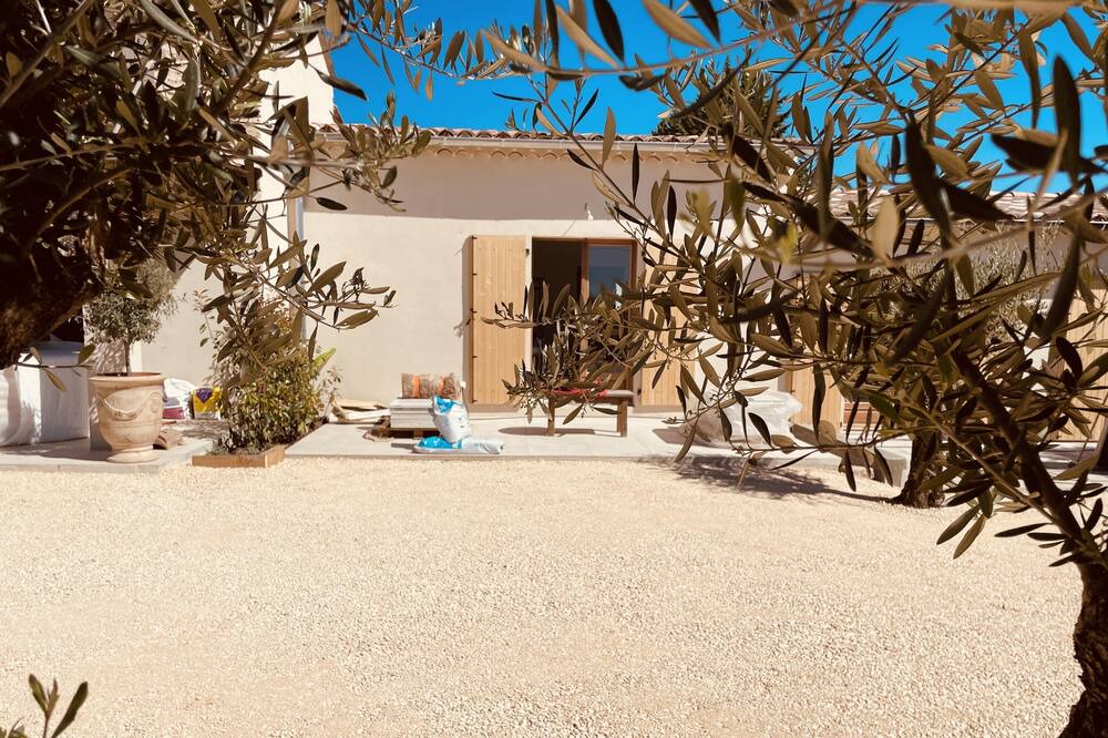 Photo of Outdoor in Bagard