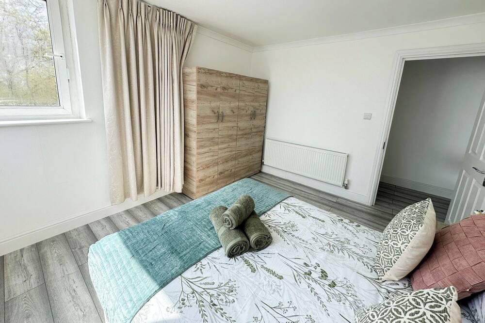 Photo of Others in Westbourne Green