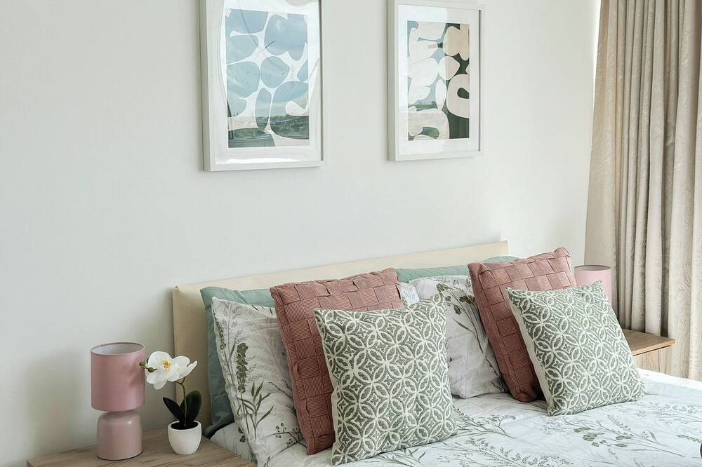 Photo of Others in Westbourne Green