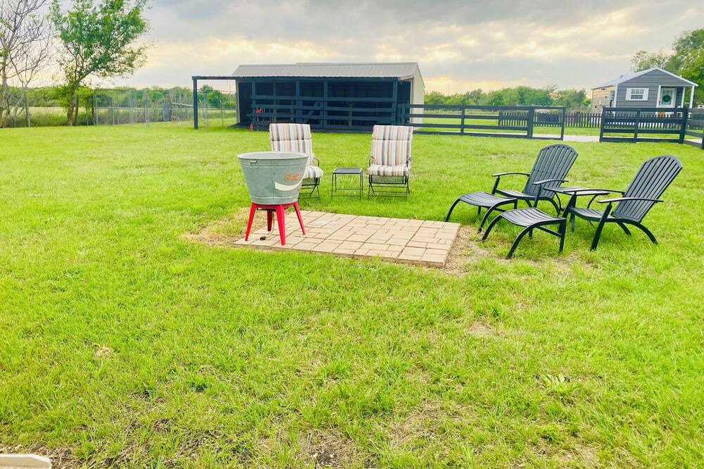 Photo of Outdoor in Troy