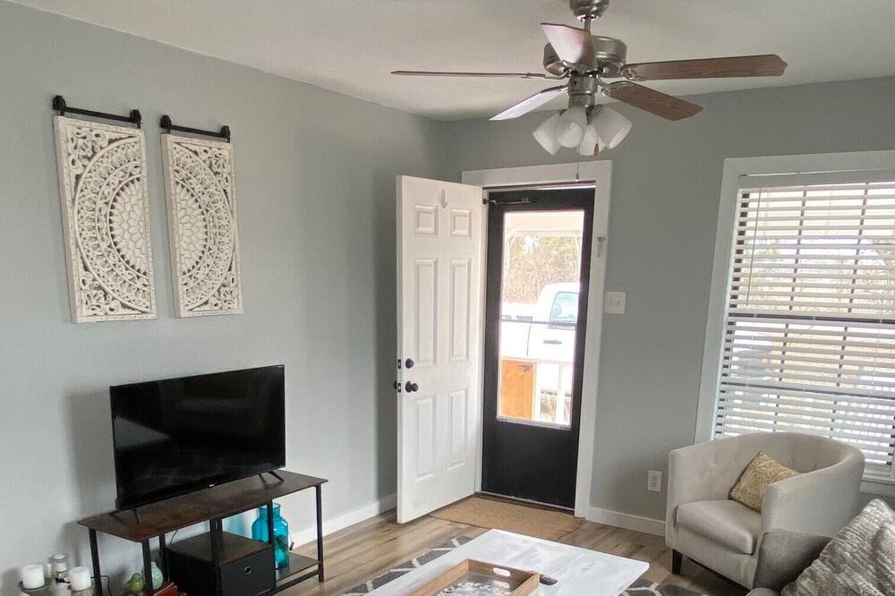 Photo of Livingroom in Troy