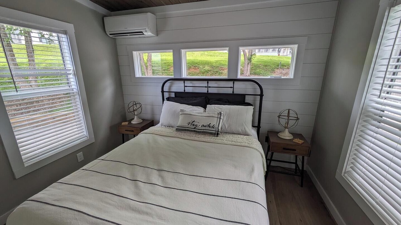 Photo of Bedroom in Sherrills Ford