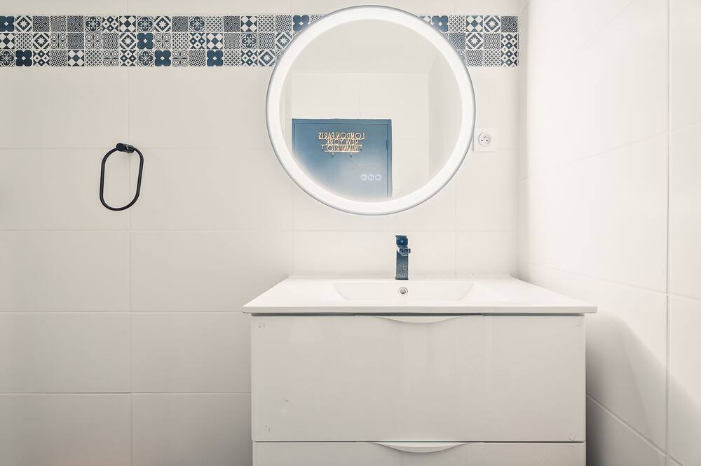 Photo of Bathroom in Le Rosais-La Flourie