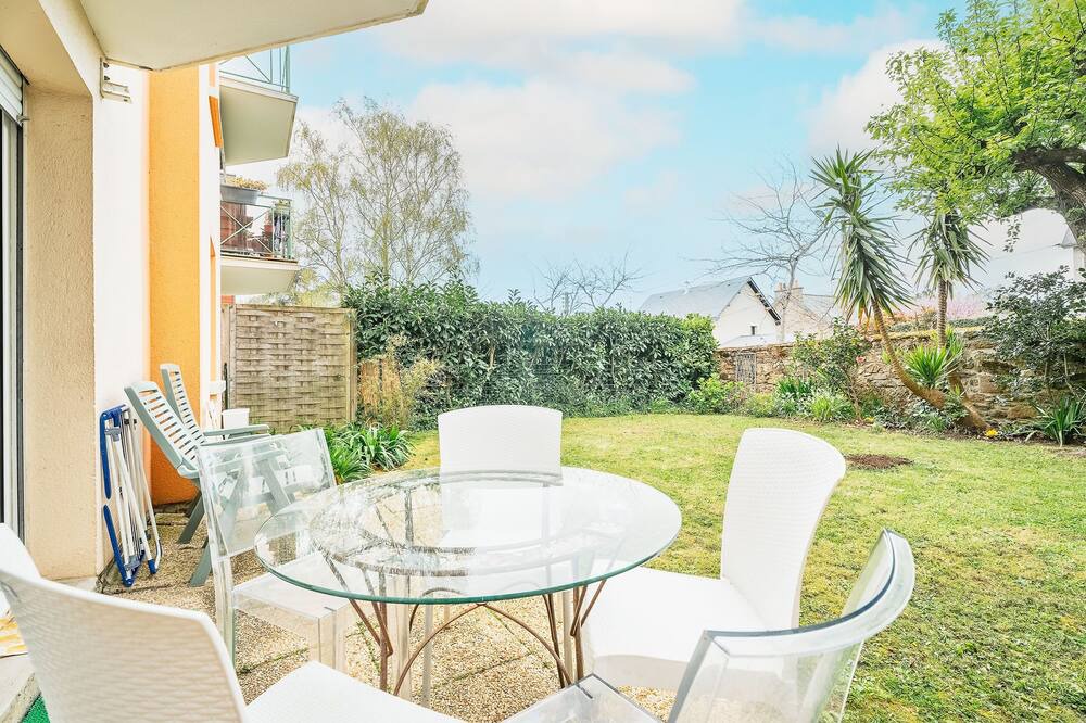 Photo of Outdoor in Le Rosais-La Flourie