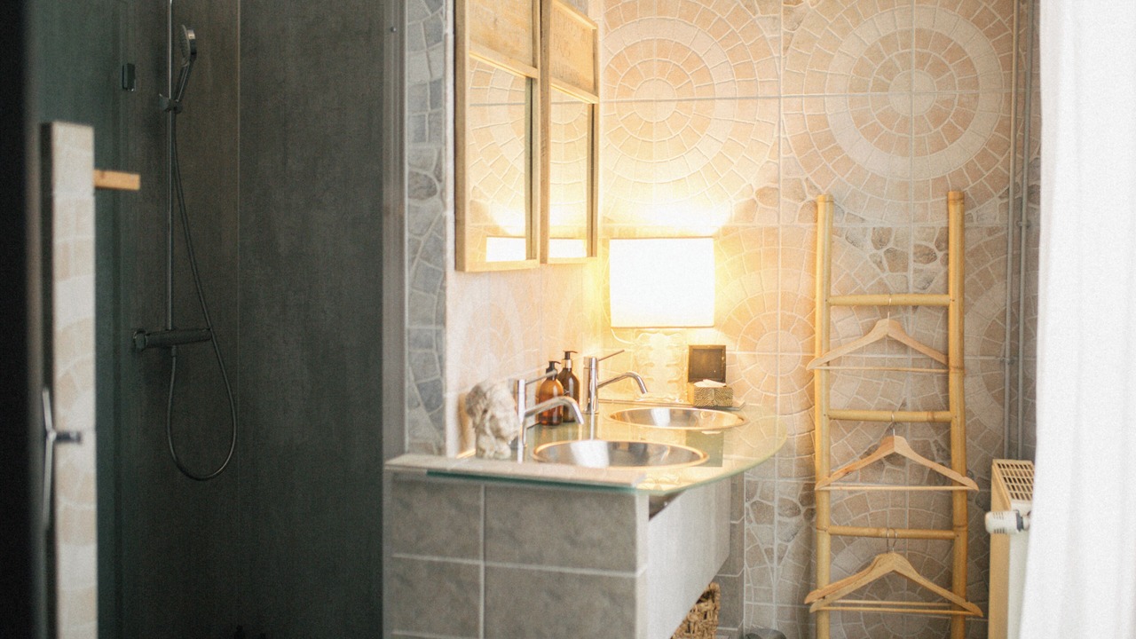 Photo of Bathroom in Paluel