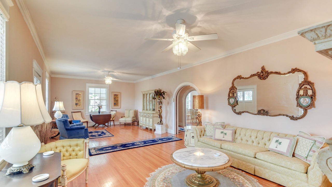 Photo of Livingroom in Daytona Beach