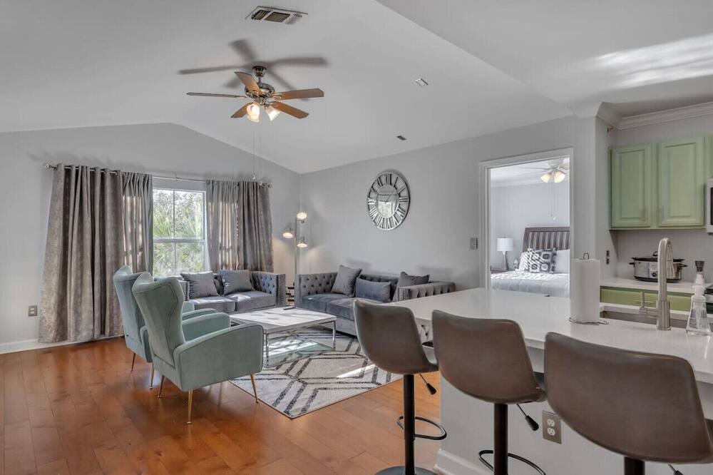 Photo of Livingroom in New Tampa