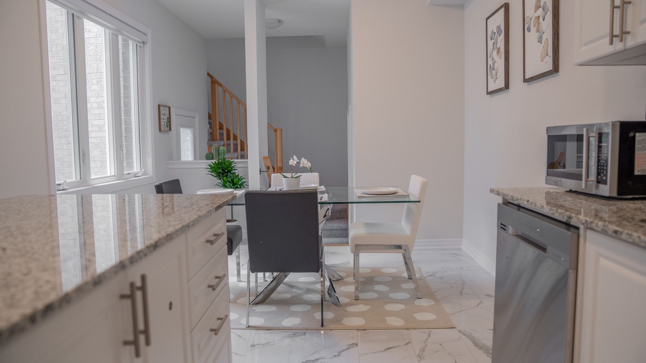 Photo of Livingroom in Markham