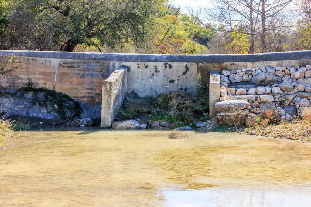 Photo of Others in Blanco