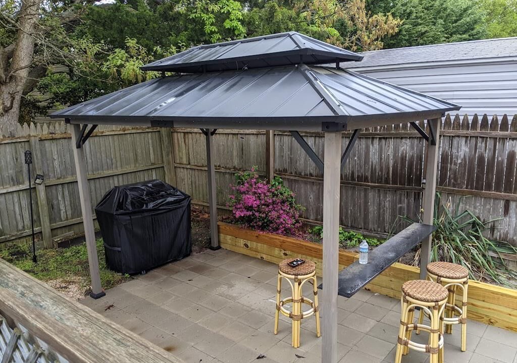 Photo of Outdoor in Town Bank