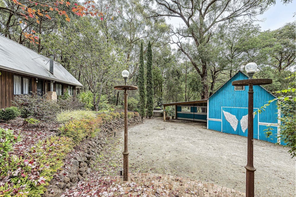 Photo of Outdoor in Emerald