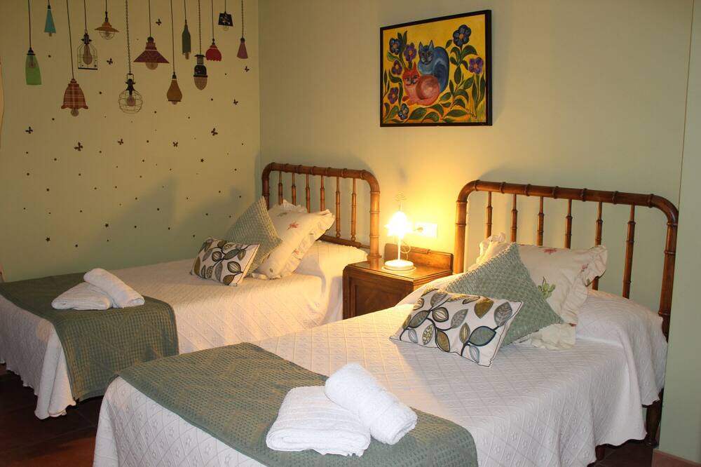 Photo of Others in La Pola de Gordon