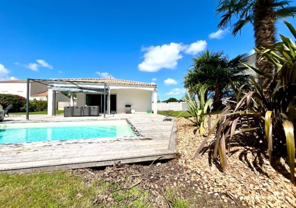 Photo of Outdoor in Etaules