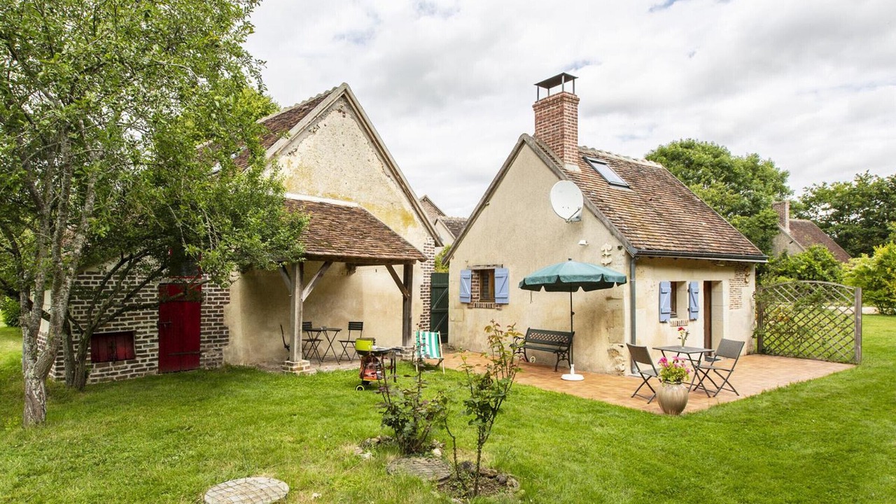 Photo of Outdoor in Authon