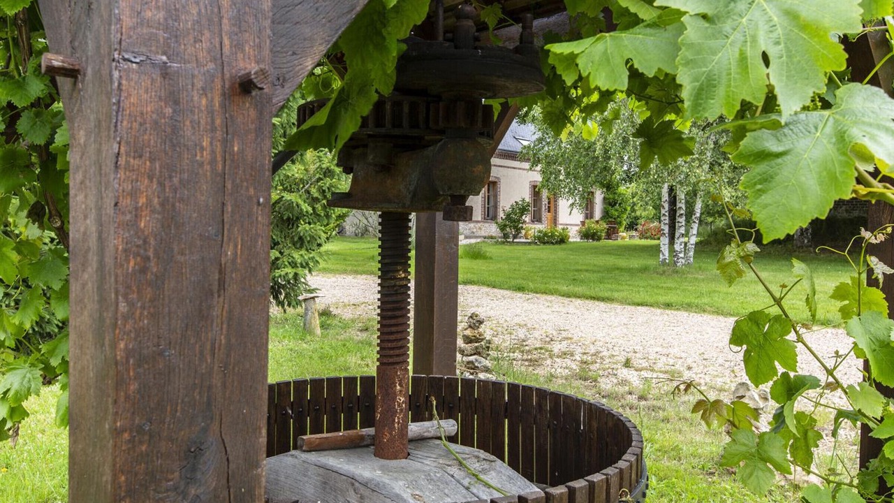 Photo of Outdoor in Authon