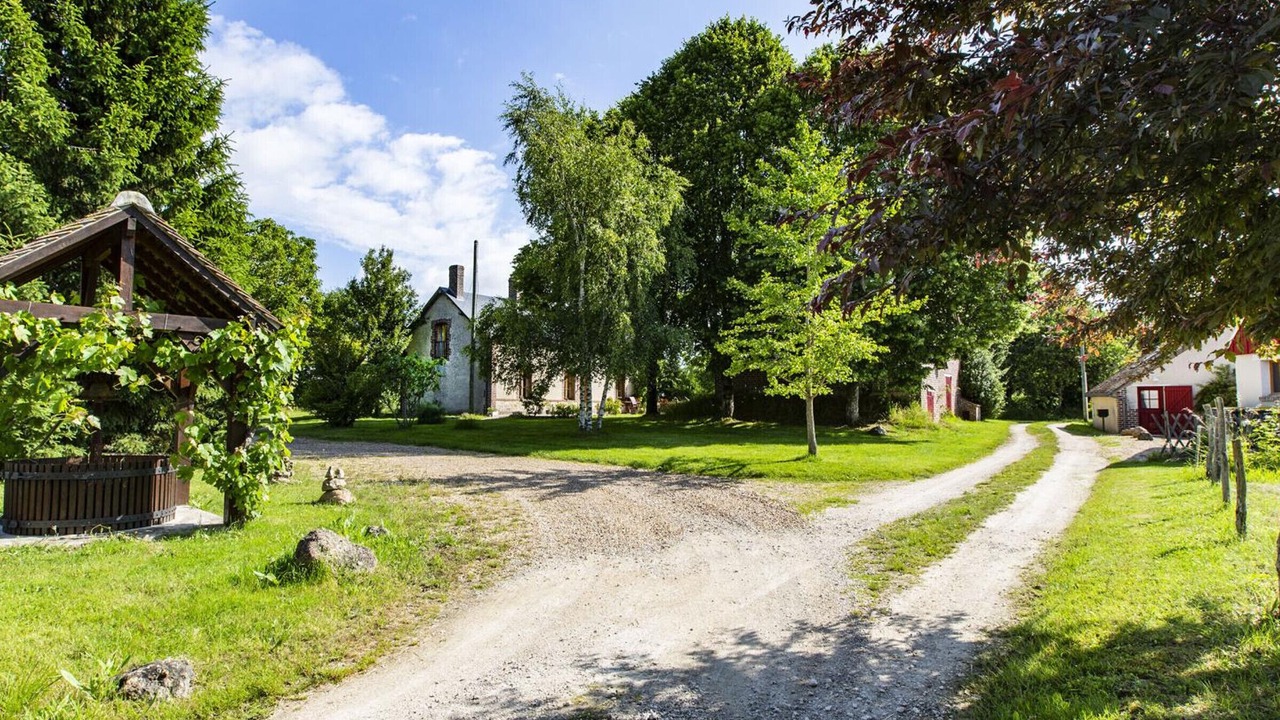 Photo of Outdoor in Authon