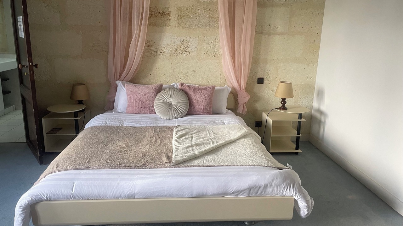 Photo of Others in Virsac