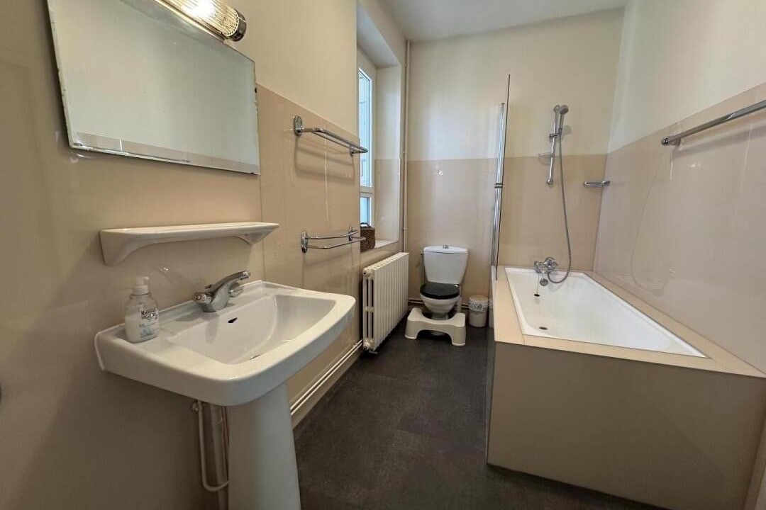 Photo of Bathroom in Montgaillard