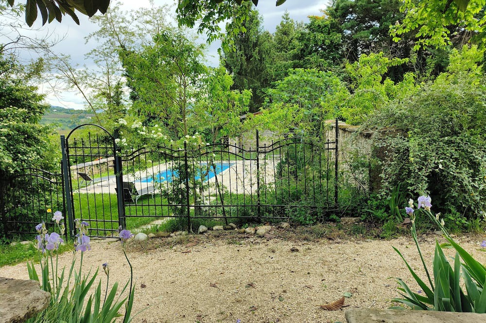 Photo of Outdoor in Saint-Sauveur