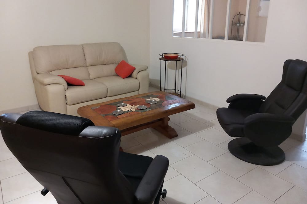 Photo of Livingroom in Haudrecy