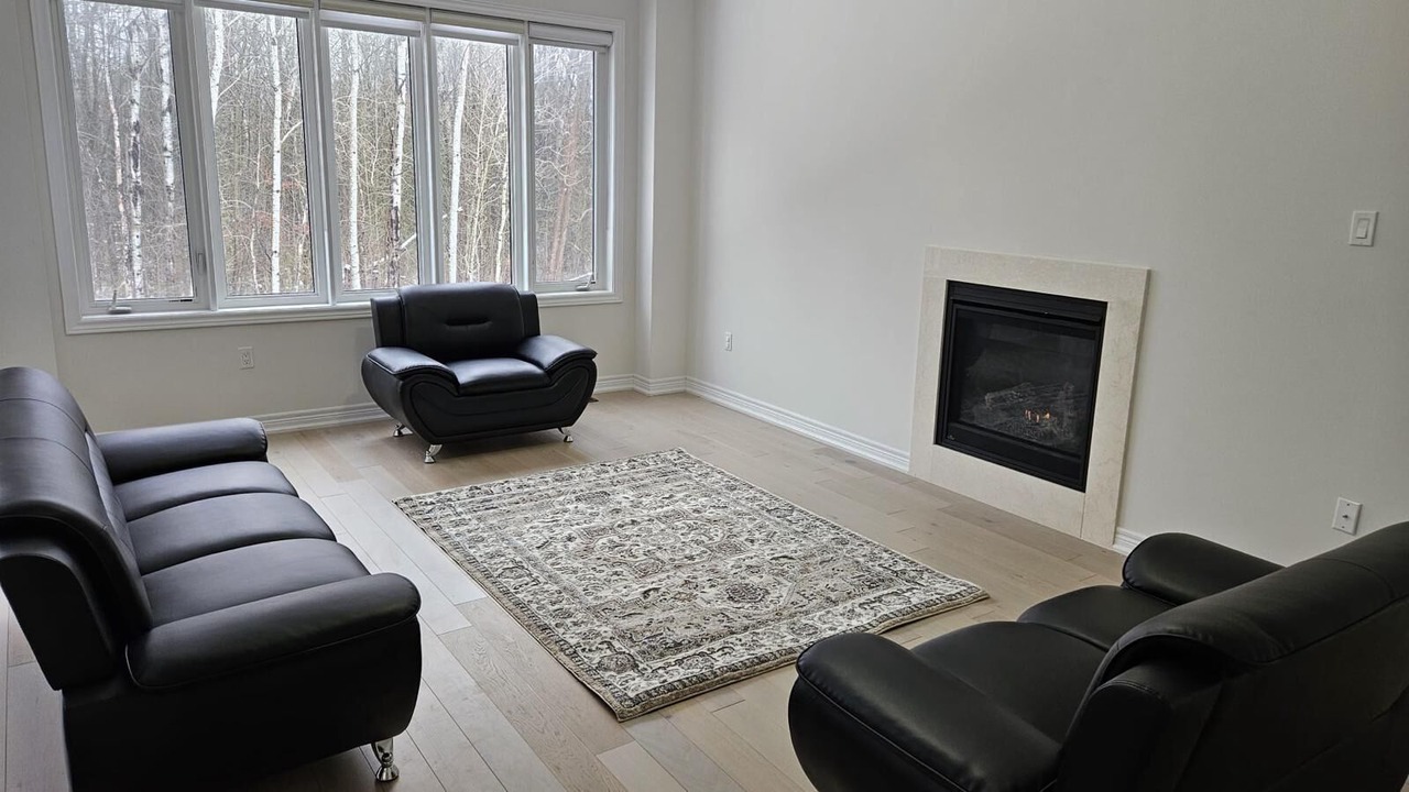 Photo of Livingroom in Alcona