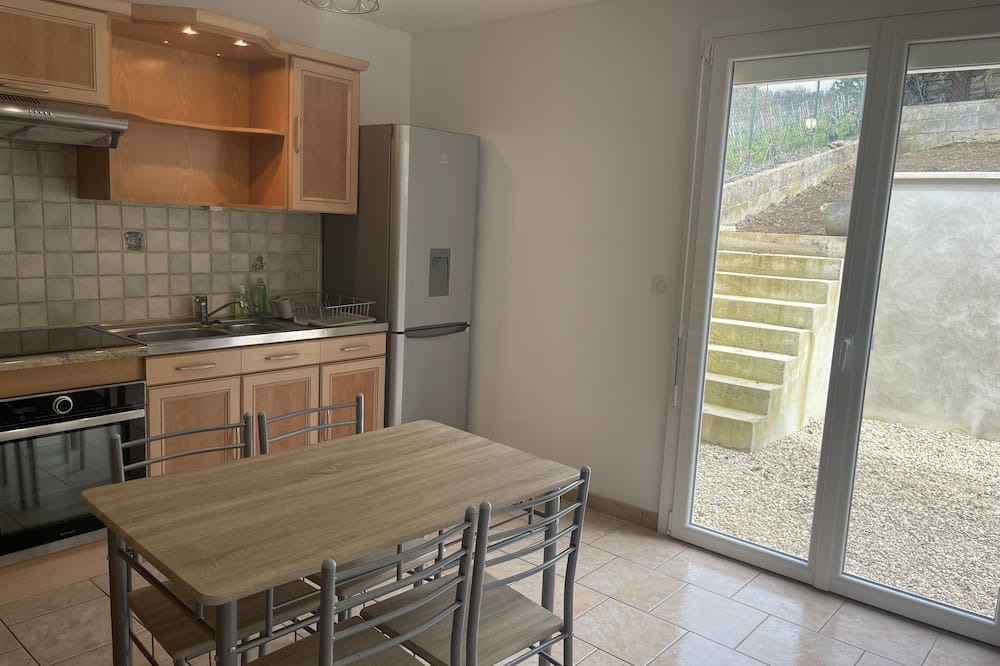 Photo of Kitchen in Grauves