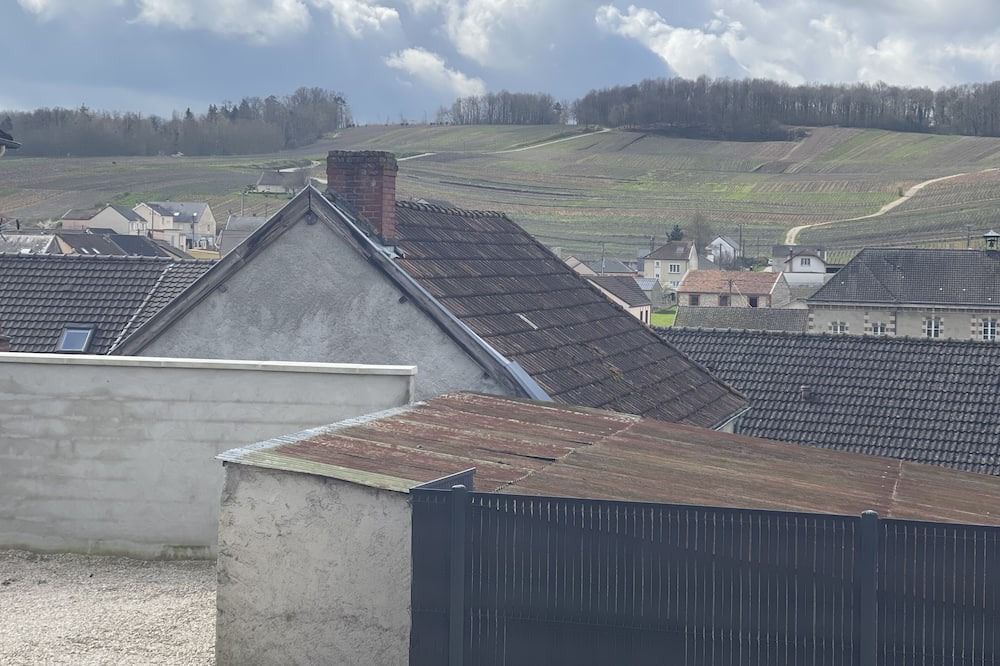 Photo of Outdoor in Grauves