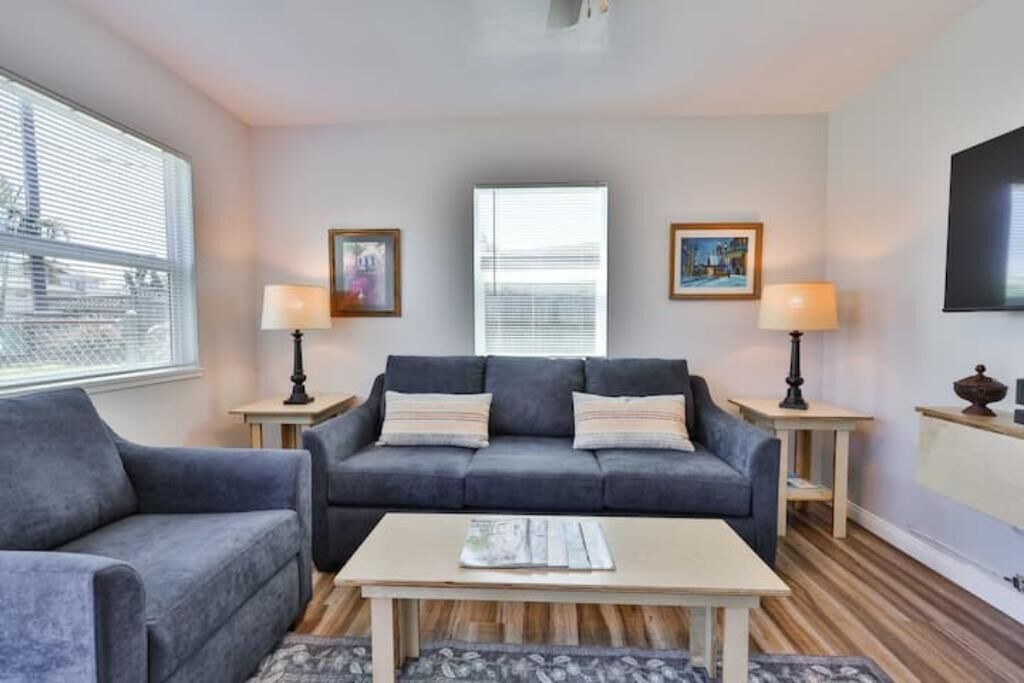 Photo of Livingroom in Imperial Beach