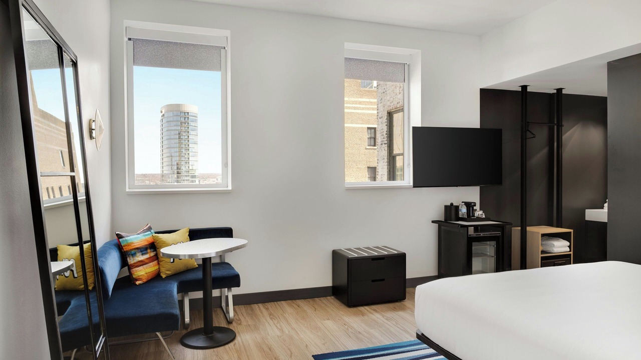 Photo of Bedroom in Mile Square