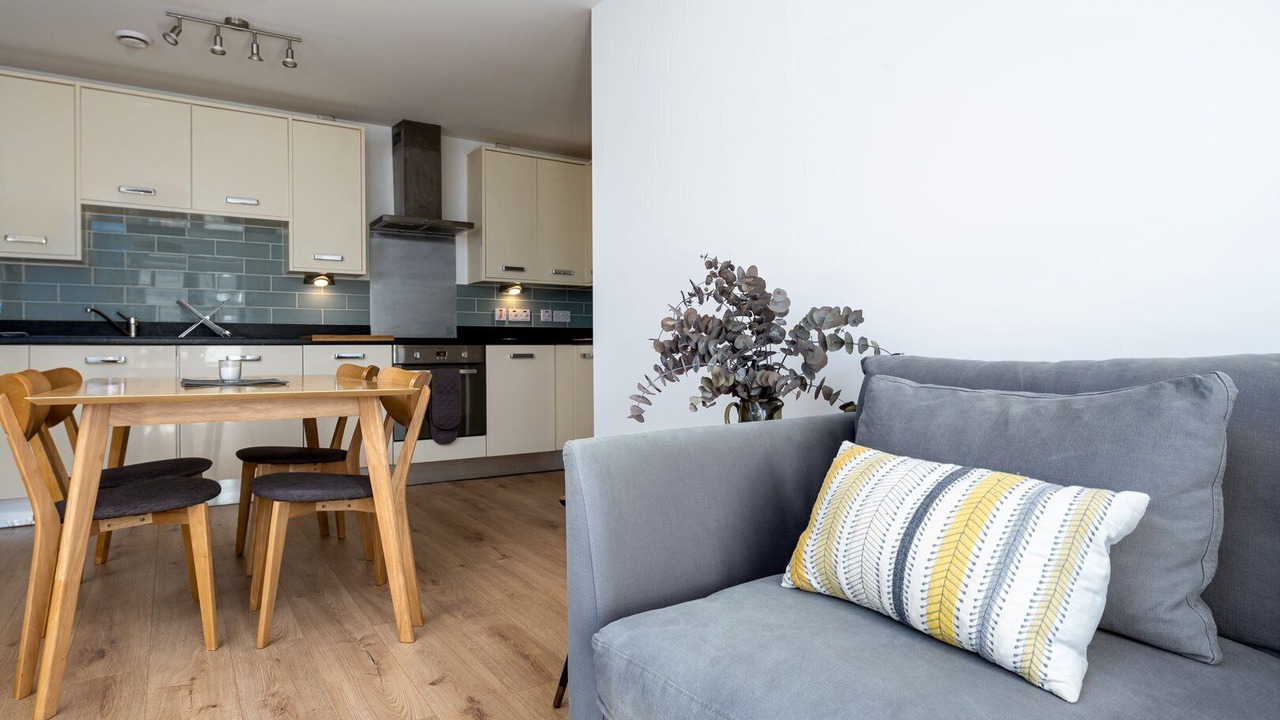 Photo of Others in Bow