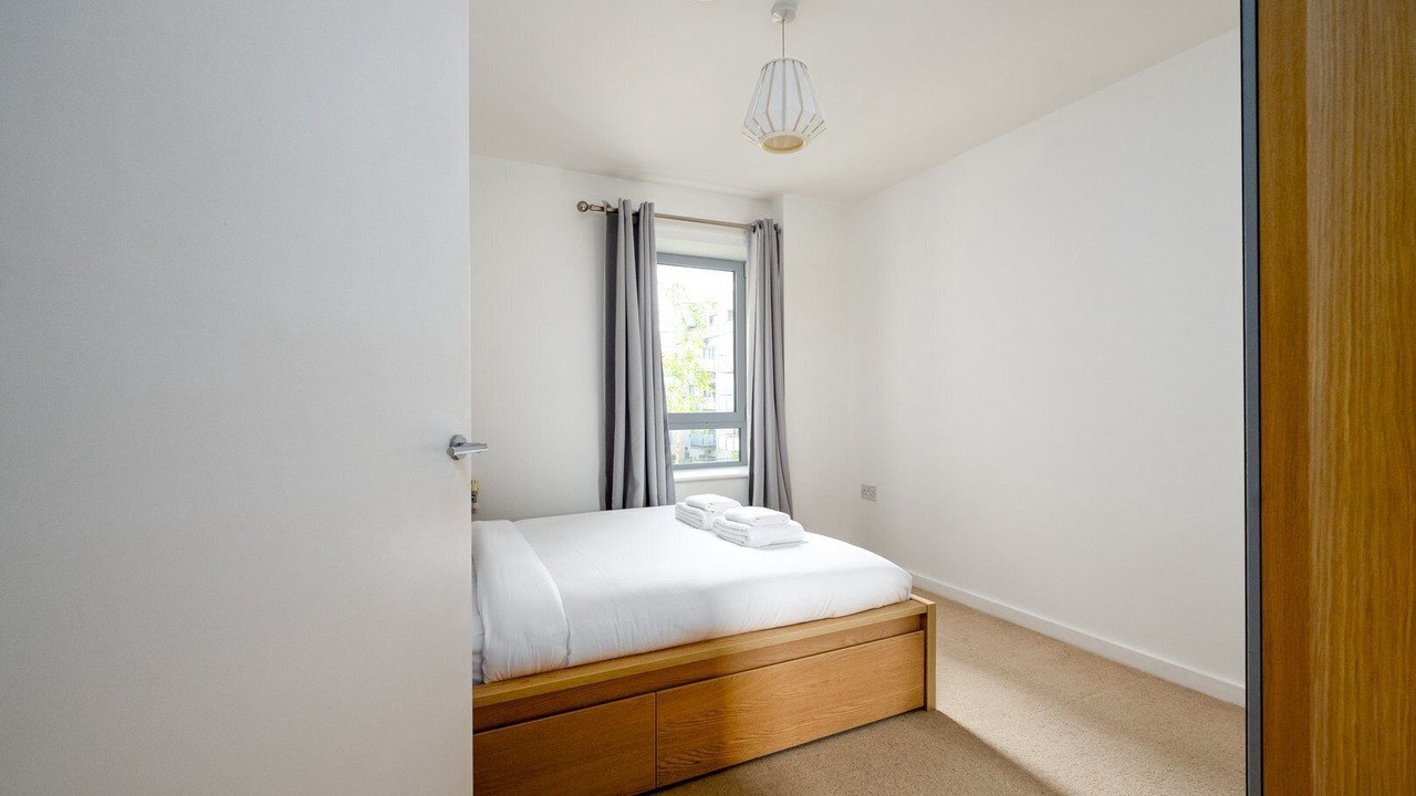 Photo of Others in Bow