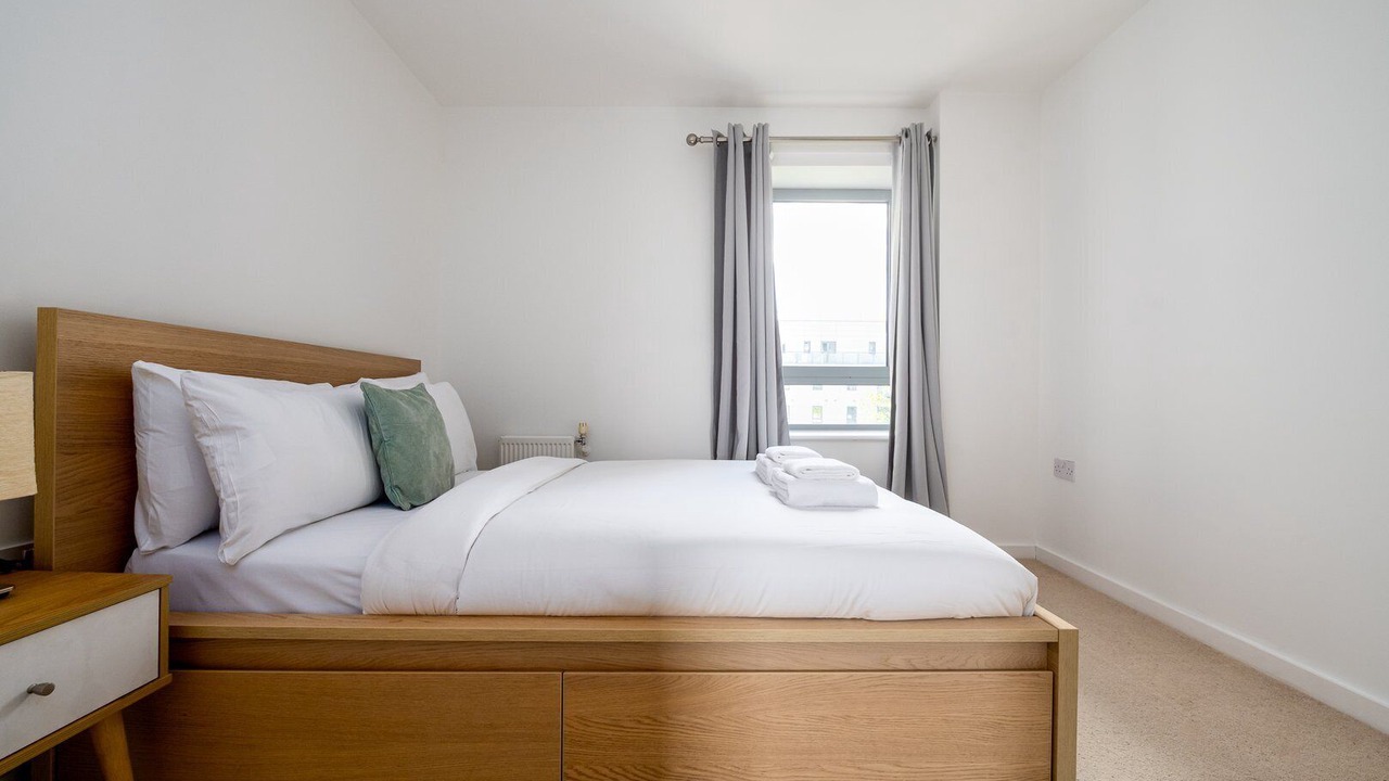 Photo of Others in Bow