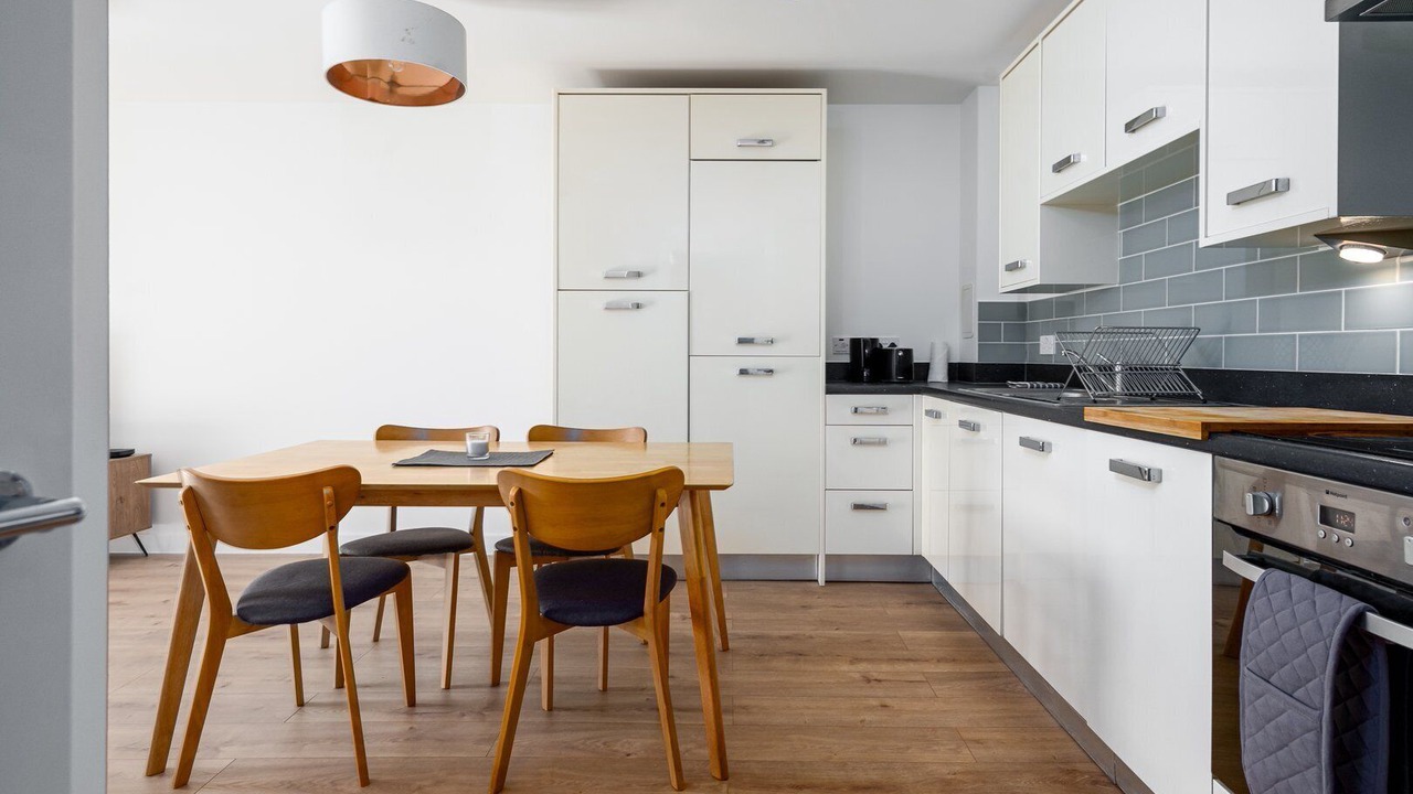 Photo of Others in Bow