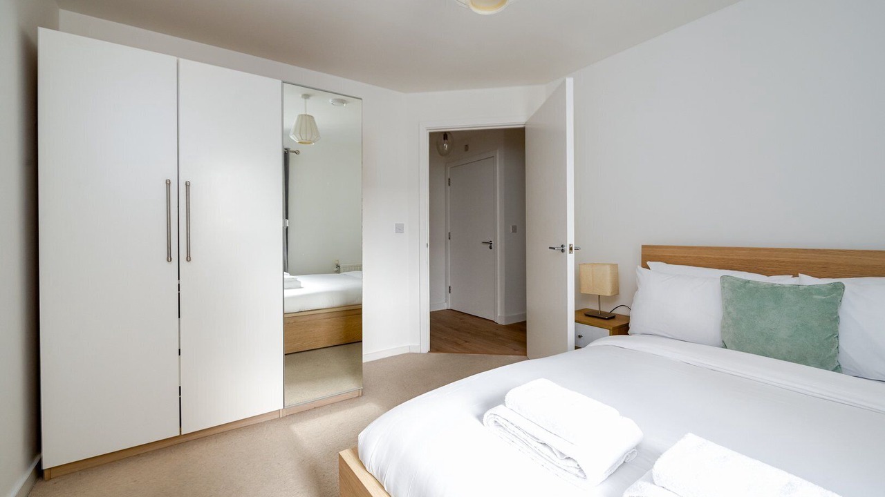 Photo of Others in Bow