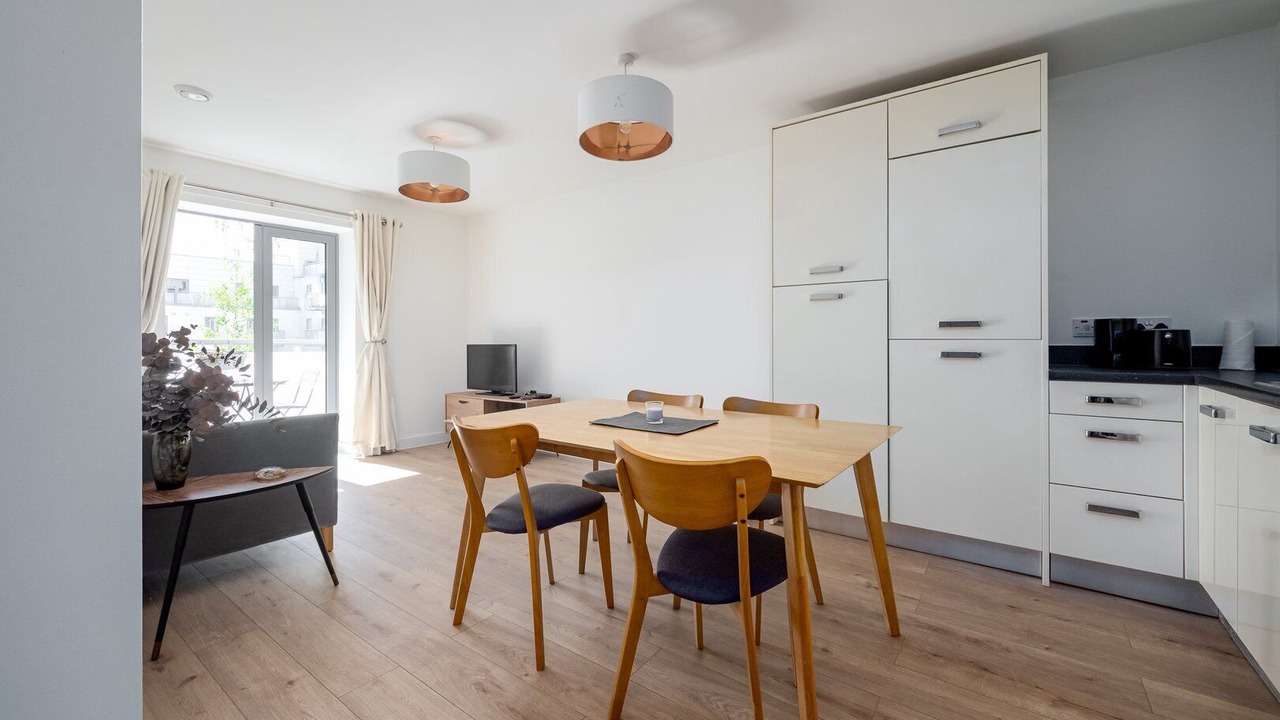 Photo of Others in Bow