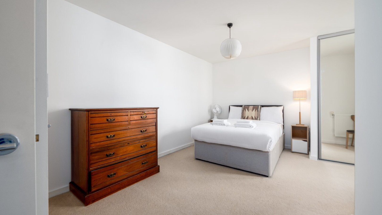 Photo of Others in Bow