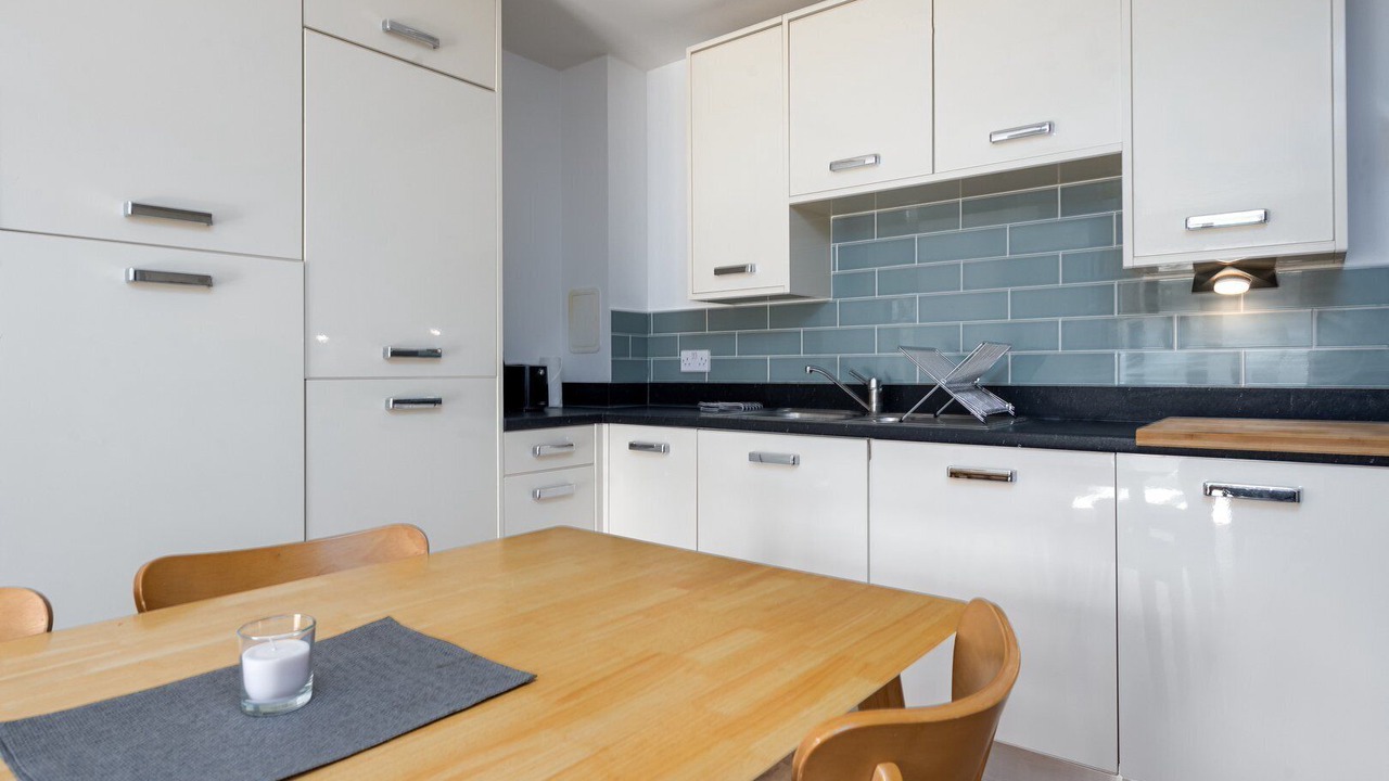 Photo of Others in Bow