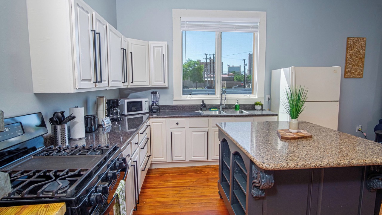 Photo of Kitchen in Near East Side