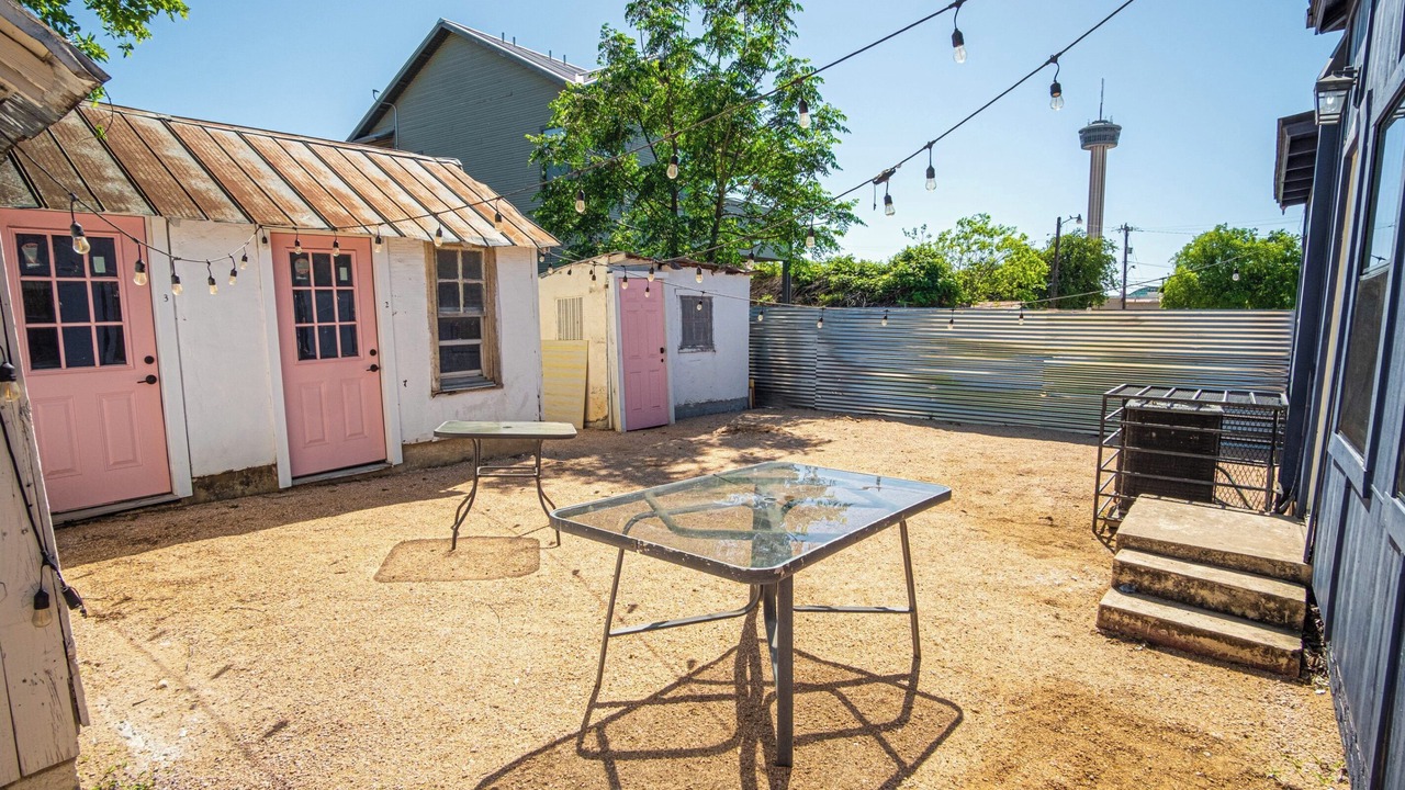 Photo of Patio Balcony in Near East Side